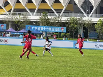 2比0夺冠！深圳拿下省运会足球项目首枚金牌