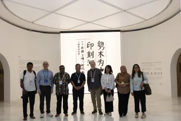 亚太媒体高端论坛外媒嘉宾“夜游关山月美术馆”！点赞深圳文化的蓬勃活力