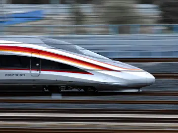 长征出发地江西瑞金与落脚点陕西延安实现高铁直达